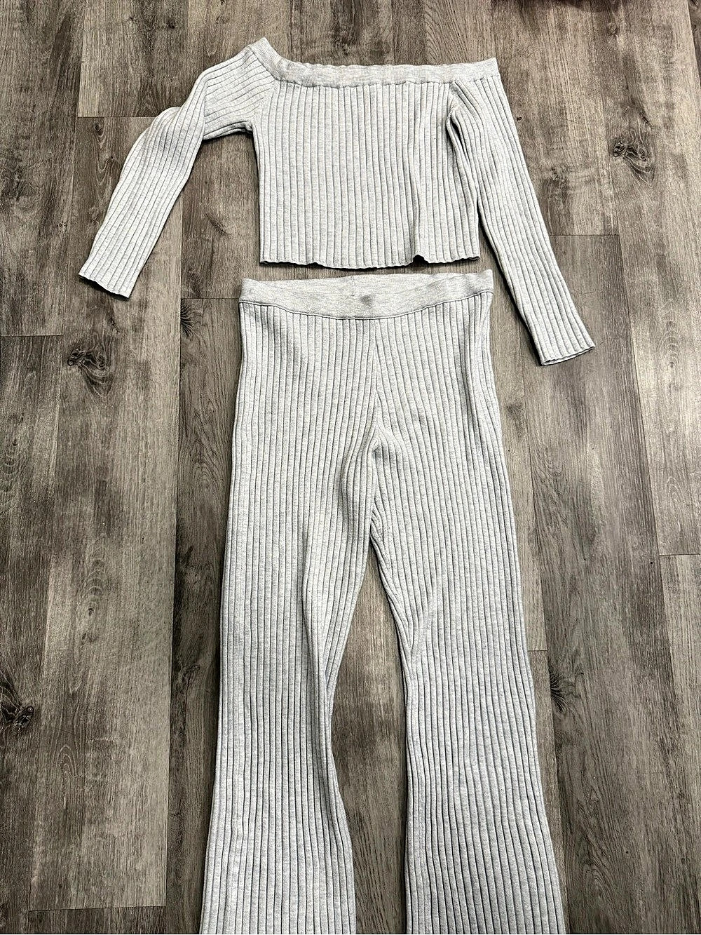 Aerie Ribbed Two-Piece Set in Gray Size Medium Like New